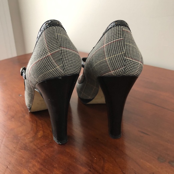 Circa Joan & David Plaid Mary Jane Heels - Picture 3 of 6